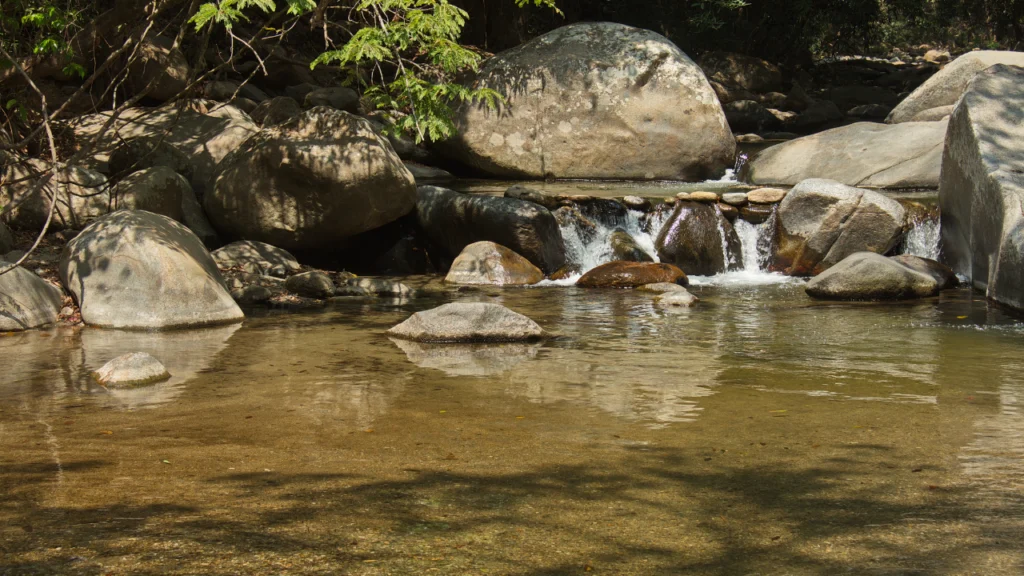 Cascadas en Pozo Azul Minca